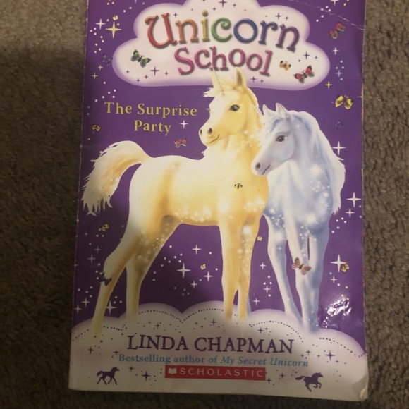 Easy Level Chapter Books - Picture 2 of 6